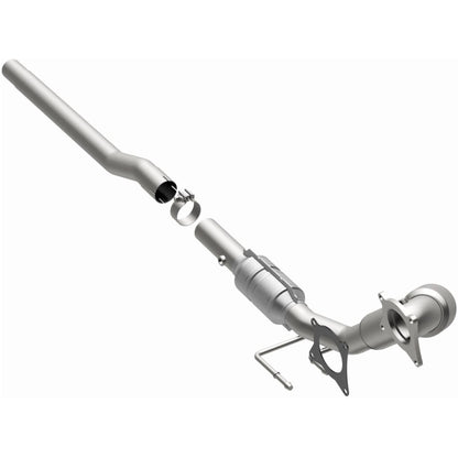 MagnaFlow Volkswagen Golf R OEM Grade Federal / EPA Compliant Direct-Fit Catalytic Converter 51938 Photo - out of package