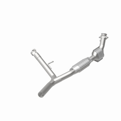 MagnaFlow OEM Grade Federal / EPA Compliant Direct-Fit Catalytic Converter 49706 360 Degree Image Set