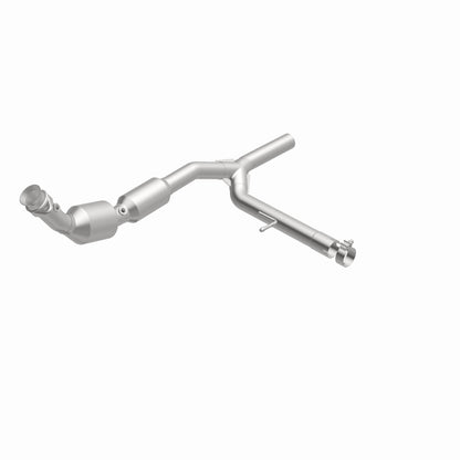 Magnaflow 2004 Ford F-150 5.4L Direct Fit Converter 5582706 5582706 360 Degree Image Set