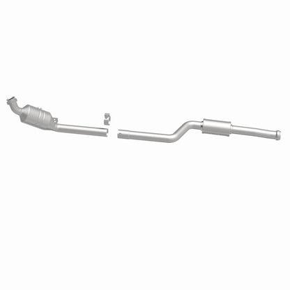 MagnaFlow Mercedes-Benz California Grade CARB Compliant Direct-Fit Catalytic Converter 5561922 360 Degree Image Set