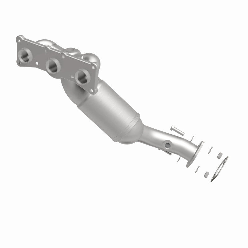 MagnaFlow BMW OEM Grade Federal / EPA Compliant Manifold Catalytic Converter 51226 360 Degree Image Set