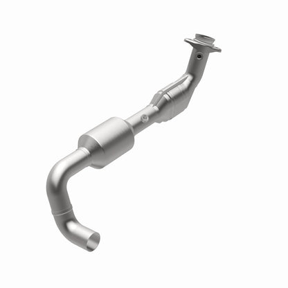 MagnaFlow Ford F-150 OEM Grade Federal / EPA Compliant Direct-Fit Catalytic Converter 52449 360 Degree Image Set