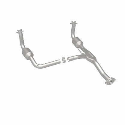 MagnaFlow Jeep Liberty California Grade CARB Compliant Direct-Fit Catalytic Converter 5451186 360 Degree Image Set