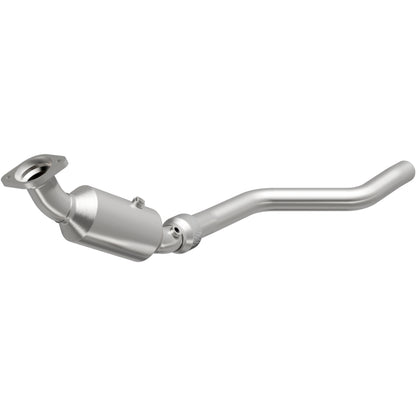 MagnaFlow California Grade CARB Compliant Direct-Fit Catalytic Converter 5561244 Photo - Primary