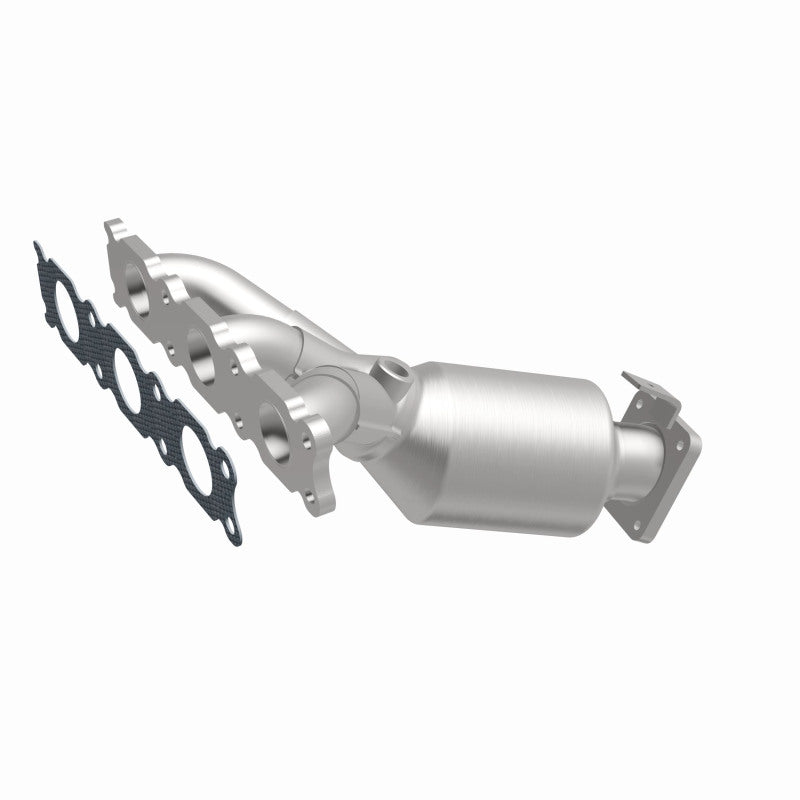 MagnaFlow Volvo XC90 OEM Grade Federal / EPA Compliant Manifold Catalytic Converter 52130 360 Degree Image Set