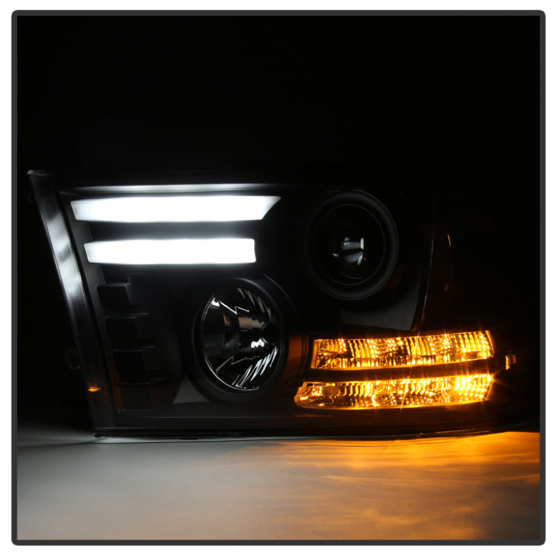 Spyder Dodge Ram 13-15 Projector Headlights Light Bar DRL Black PRO-YD-DR13-LBDRL-BK 5080912 5080912 User 1