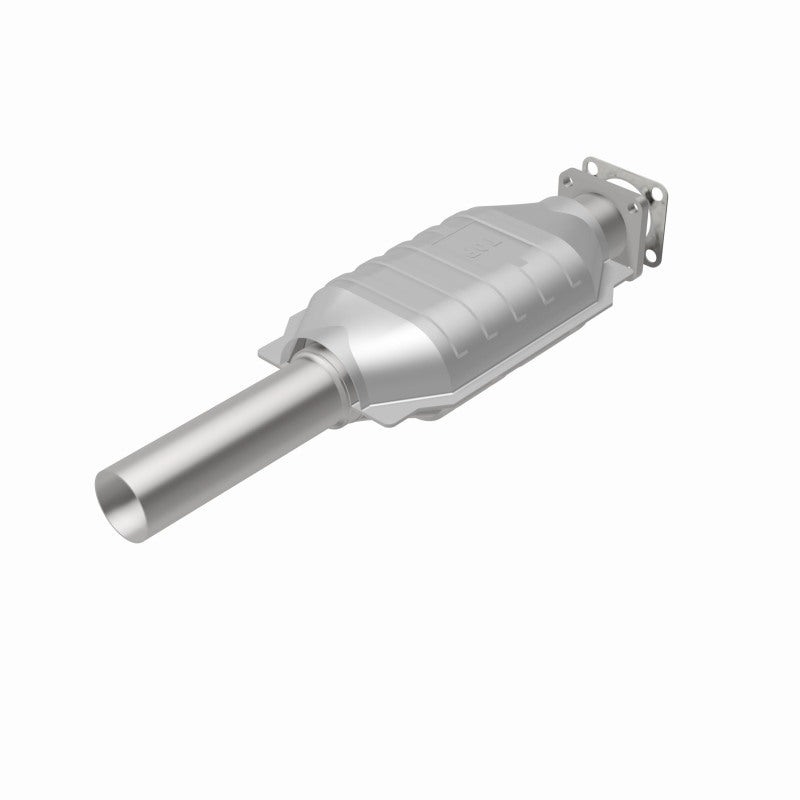 MagnaFlow Standard Grade Federal / EPA Compliant Direct-Fit Catalytic Converter 23229 360 Degree Image Set