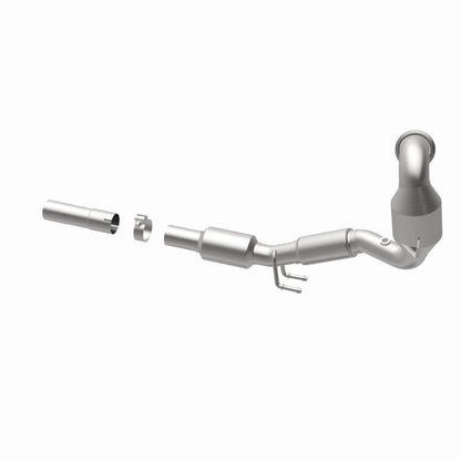 MagnaFlow OEM Grade Federal / EPA Compliant Direct-Fit Catalytic Converter 21-581 360 Degree Image Set