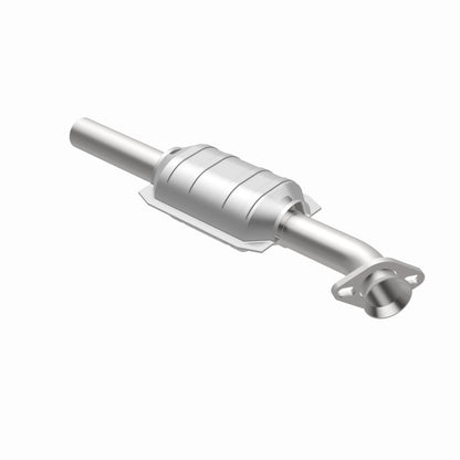 MagnaFlow Standard Grade Federal / EPA Compliant Direct-Fit Catalytic Converter 23369 360 Degree Image Set