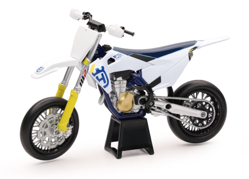 New Ray Toys Husqvarna FS450 Supermoto/ Scale - 1:12 58163 58163 User 1