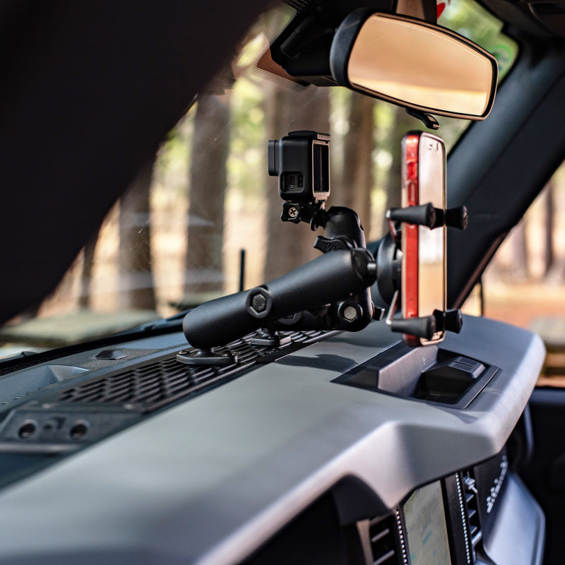 BuiltRight Industries 2021+ Ford Bronco Standard Dash Mount 104076 104076 Photo - lifestyle view