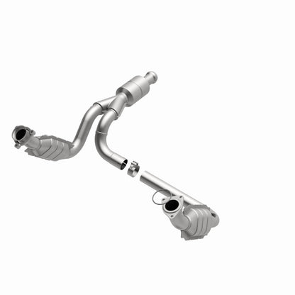 MagnaFlow OEM Grade Federal / EPA Compliant Direct-Fit Catalytic Converter 51578 360 Degree Image Set