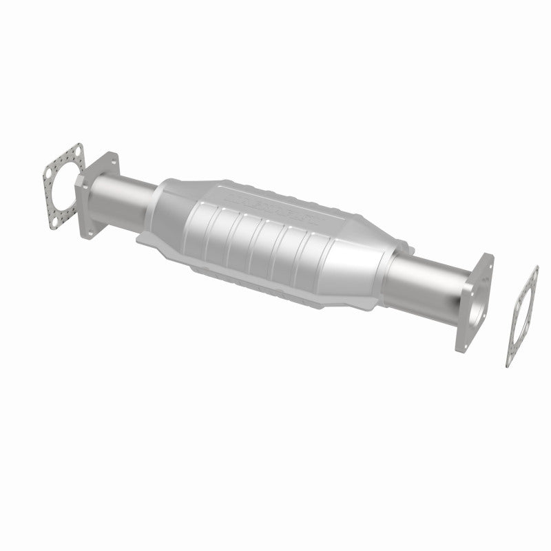 MagnaFlow Isuzu Standard Grade Federal / EPA Compliant Direct-Fit Catalytic Converter 23657 360 Degree Image Set