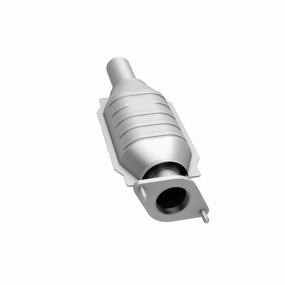 MagnaFlow OEM Grade Federal / EPA Compliant Direct-Fit Catalytic Converter 51808 360 Degree Image Set