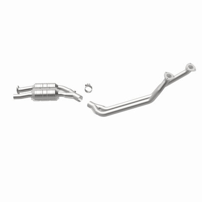 MagnaFlow BMW 525i Standard Grade Federal / EPA Compliant Direct-Fit Catalytic Converter 23808 360 Degree Image Set
