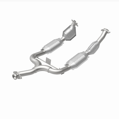 MagnaFlow Ford Mustang California Grade CARB Compliant Direct-Fit Catalytic Converter 441108 360 Degree Image Set