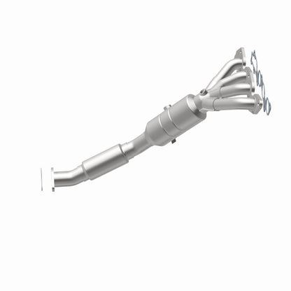 MagnaFlow Ford Focus California Grade CARB Compliant Manifold Catalytic Converter 5531139 360 Degree Image Set