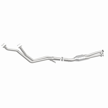 MagnaFlow BMW Standard Grade Federal / EPA Compliant Direct-Fit Catalytic Converter 23556 360 Degree Image Set