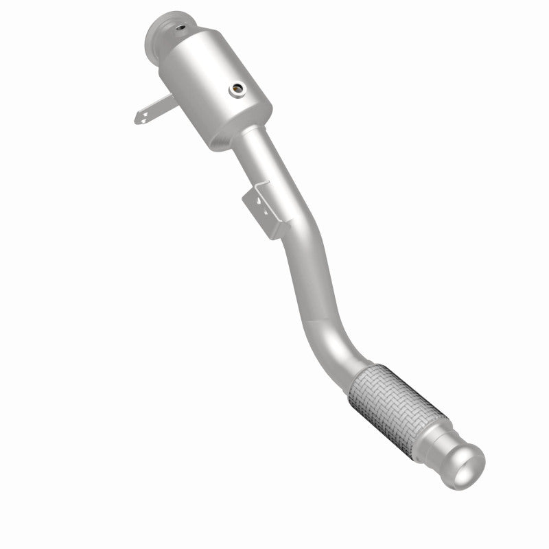 MagnaFlow Mercedes-Benz Metris OEM Grade Federal / EPA Compliant Direct-Fit Catalytic Converter 21-897 360 Degree Image Set