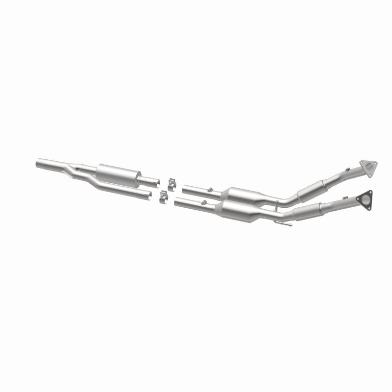MagnaFlow HM Grade Federal / EPA Compliant Direct-Fit Catalytic Converter 24587 360 Degree Image Set