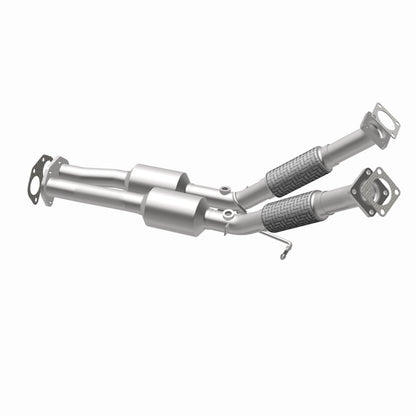 MagnaFlow Volvo XC90 OEM Grade Federal / EPA Compliant Direct-Fit Catalytic Converter 21-506 360 Degree Image Set