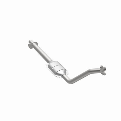 MagnaFlow Standard Grade Federal / EPA Compliant Direct-Fit Catalytic Converter 93165 360 Degree Image Set
