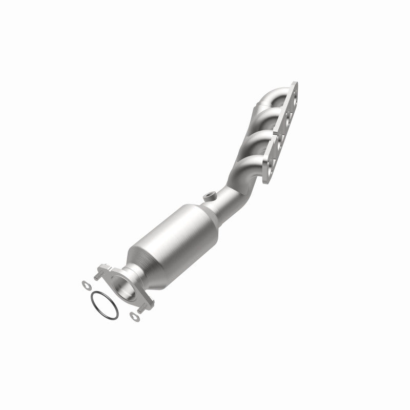 MagnaFlow Infiniti OEM Grade Federal / EPA Compliant Manifold Catalytic Converter 22-035 360 Degree Image Set