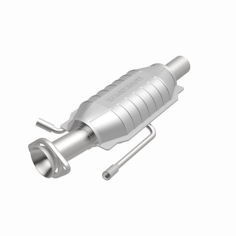 MagnaFlow Standard Grade Federal / EPA Compliant Direct-Fit Catalytic Converter 23349 360 Degree Image Set