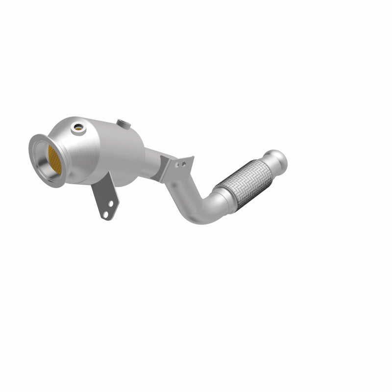 MagnaFlow Mercedes-Benz Metris OEM Grade Federal / EPA Compliant Direct-Fit Catalytic Converter 21-897 360 Degree Image Set
