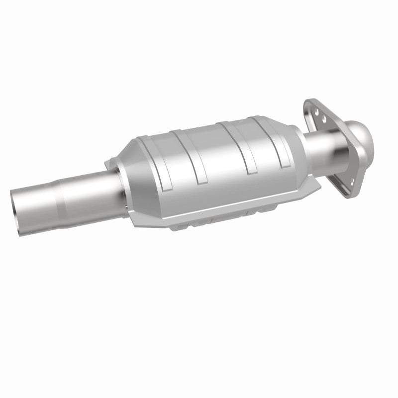 MagnaFlow Standard Grade Federal / EPA Compliant Direct-Fit Catalytic Converter 23496 360 Degree Image Set