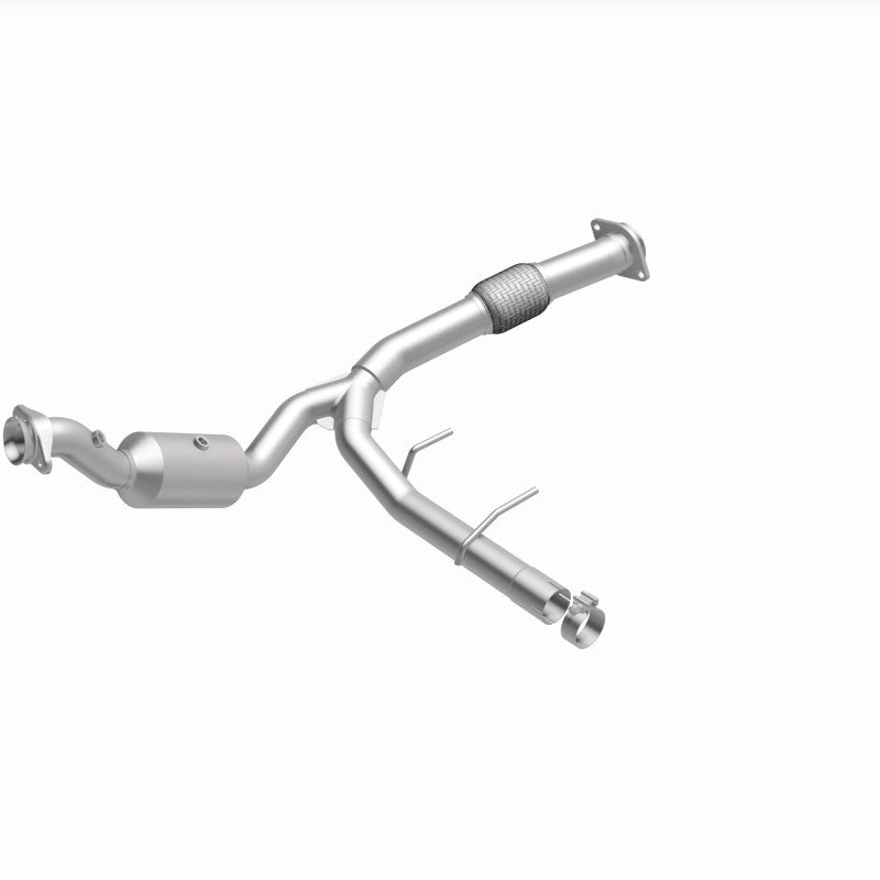 Magnaflow 18-21 Ford Expedition Right Underbody 3.5L Direct Fit Catalytic Converter 280219 280219 360 Degree Image Set