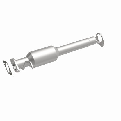 MagnaFlow Toyota Highlander HM Grade Federal / EPA Compliant Direct-Fit Catalytic Converter 24373 360 Degree Image Set