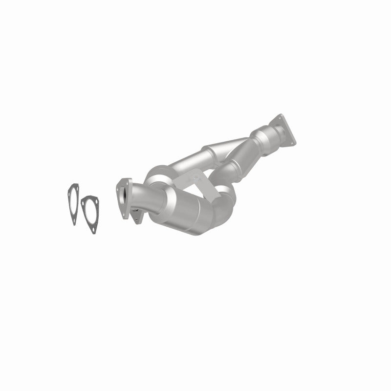 MagnaFlow OEM Grade Federal / EPA Compliant Direct-Fit Catalytic Converter 51499 360 Degree Image Set