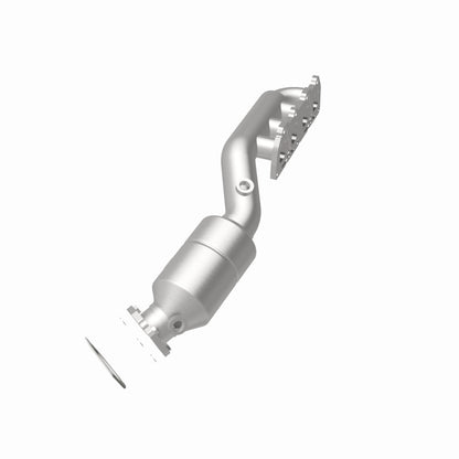 MagnaFlow Volkswagen Passat OEM Grade Federal / EPA Compliant Manifold Catalytic Converter 51197 360 Degree Image Set