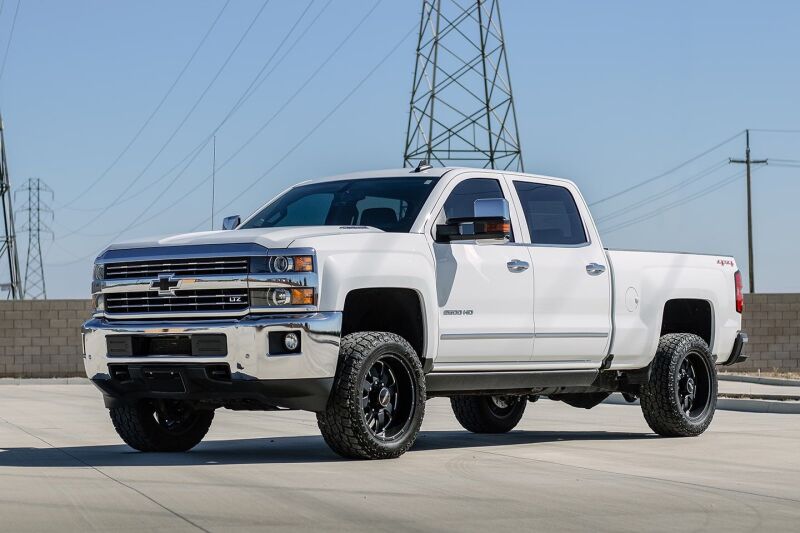 Cognito 11-19 Chevy/GMC Silverado/Sierra 2500/3500 HD 2WD/4WD 3in Standard Leveling Kit 110-90768 110-90768 Photo - lifestyle view