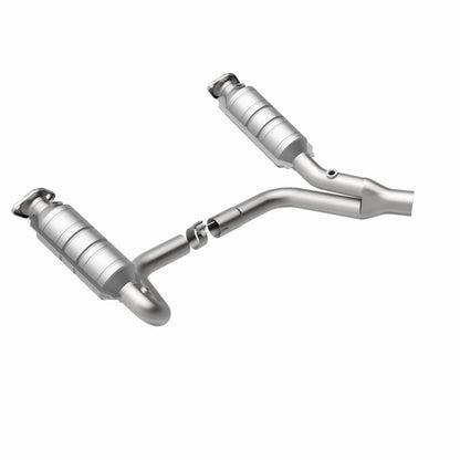 MagnaFlow OEM Grade Federal / EPA Compliant Direct-Fit Catalytic Converter 49463 360 Degree Image Set