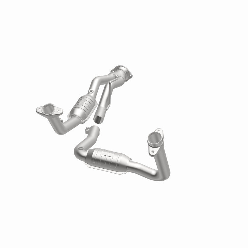MagnaFlow Jeep OEM Grade Federal / EPA Compliant Direct-Fit Catalytic Converter 49444 360 Degree Image Set
