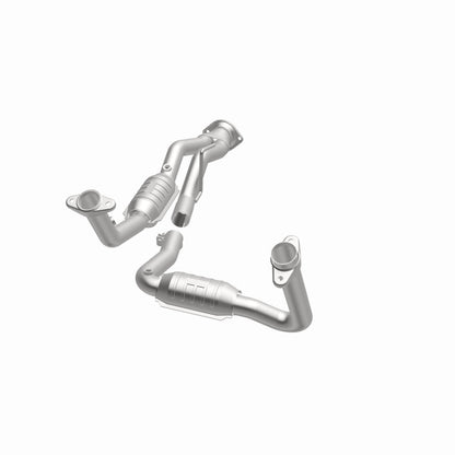 MagnaFlow Jeep OEM Grade Federal / EPA Compliant Direct-Fit Catalytic Converter 49444 360 Degree Image Set