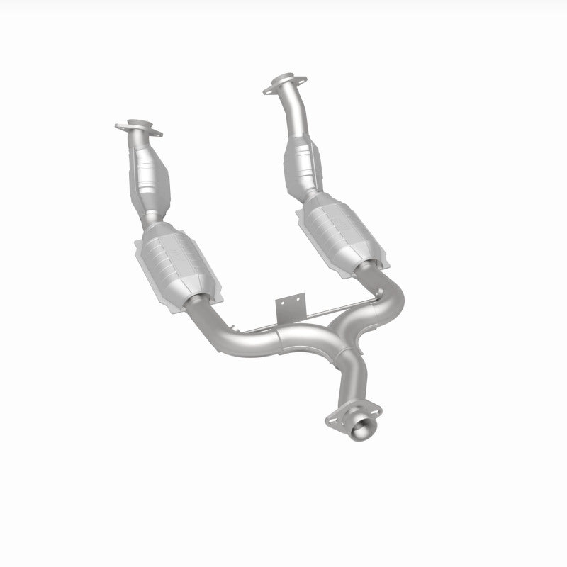 MagnaFlow Ford Mustang California Grade CARB Compliant Direct-Fit Catalytic Converter 441108 360 Degree Image Set