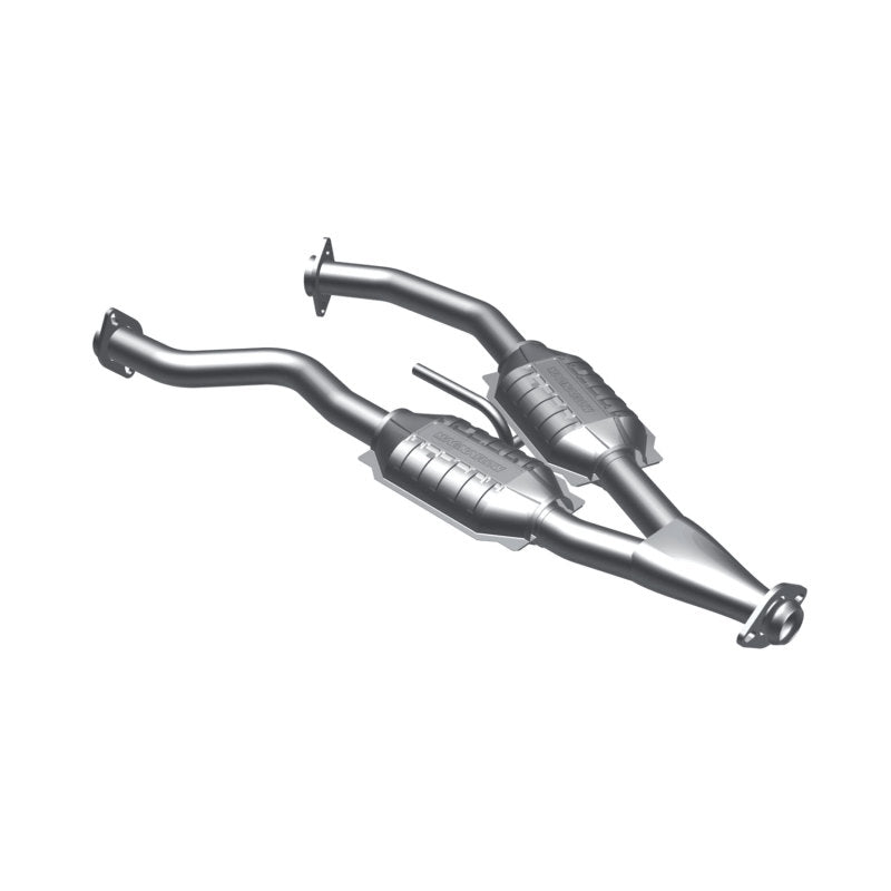 MagnaFlow Lincoln Standard Grade Federal / EPA Compliant Direct-Fit Catalytic Converter 23338 Photo - Primary