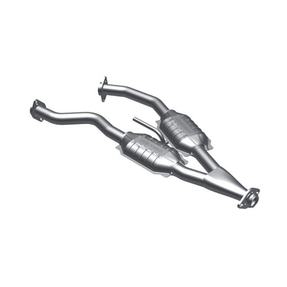 MagnaFlow Lincoln Standard Grade Federal / EPA Compliant Direct-Fit Catalytic Converter 23338 Photo - Primary