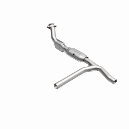 MagnaFlow Ford HM Grade Federal / EPA Compliant Direct-Fit Catalytic Converter 93153 360 Degree Image Set