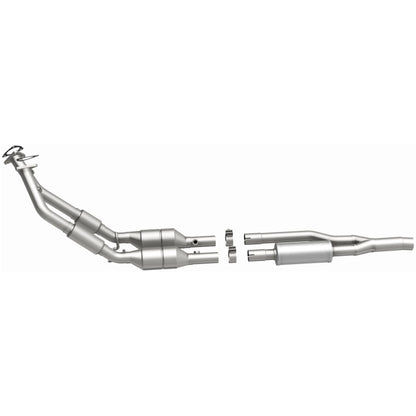MagnaFlow Audi TT Quattro OEM Grade Federal / EPA Compliant Direct-Fit Catalytic Converter 49716 Photo - out of package