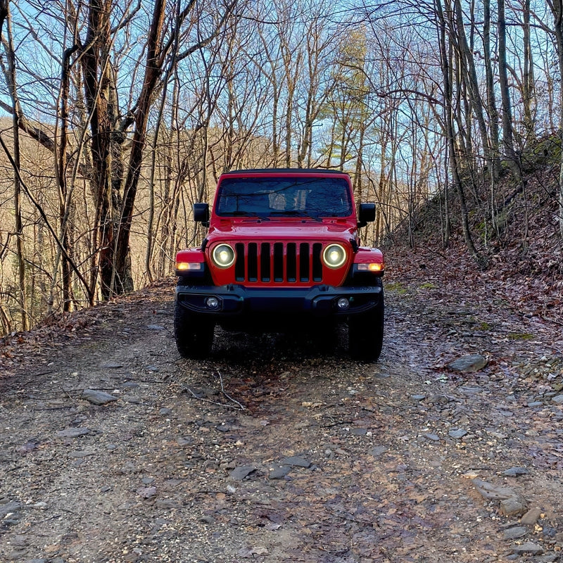ORACLE Lighting Oracle Oculus Bi-LED Projector Headlights for Jeep JL/Gladiator JT - Matte Black - 5500K 5839-504 5839-504 Photo - lifestyle view