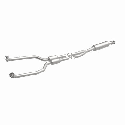MagnaFlow Lexus GS300 OEM Grade Federal / EPA Compliant Direct-Fit Catalytic Converter 21-048 360 Degree Image Set