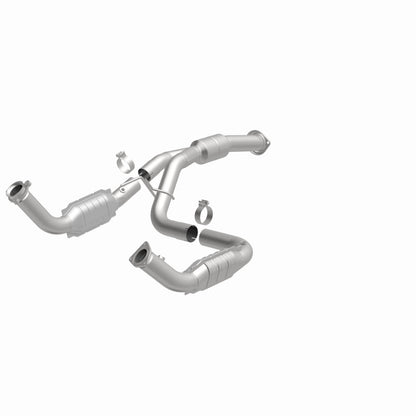 MagnaFlow OEM Grade Federal / EPA Compliant Direct-Fit Catalytic Converter 51812 360 Degree Image Set