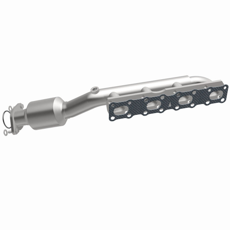 Magnaflow 2004 Nissan Titan 5.6L Direct Fit Converter 4583380 4583380 360 Degree Image Set