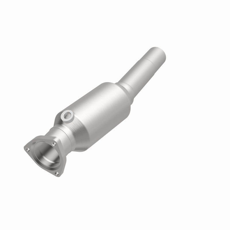 MagnaFlow Volkswagen Standard Grade Federal / EPA Compliant Direct-Fit Catalytic Converter 22915 360 Degree Image Set