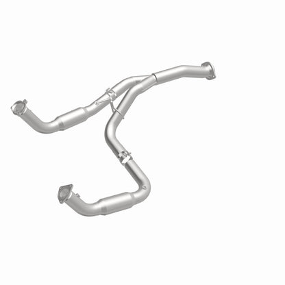 MagnaFlow California Grade CARB Compliant Direct-Fit Catalytic Converter 5551252 360 Degree Image Set
