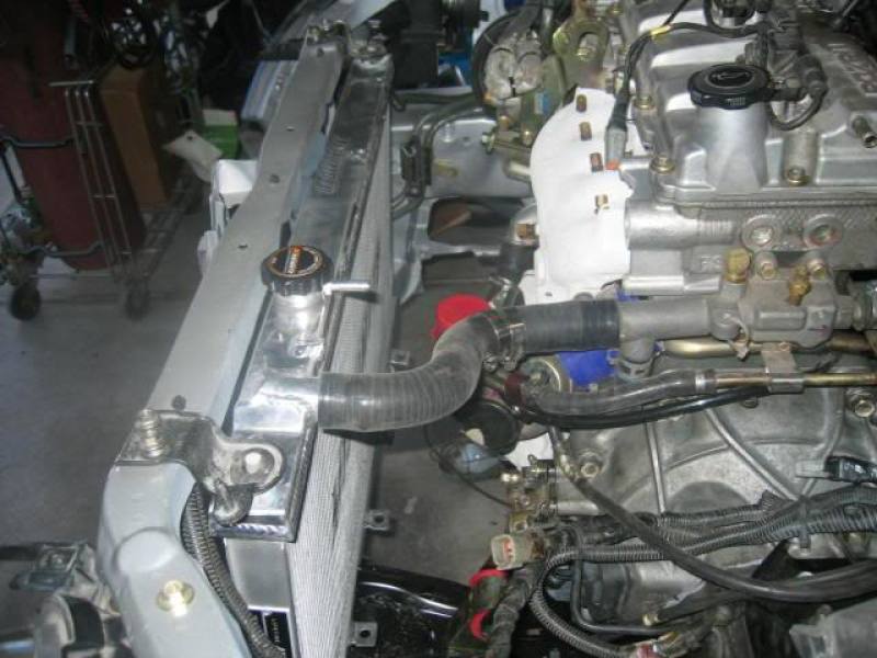 Mishimoto Aluminum Racing Radiator 01-03 Mazda Protege Manual Transmission MMRAD-PRO-03 User 1